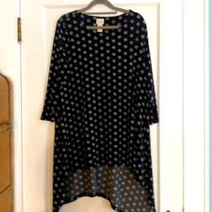 Chico’s Black And White Tunic